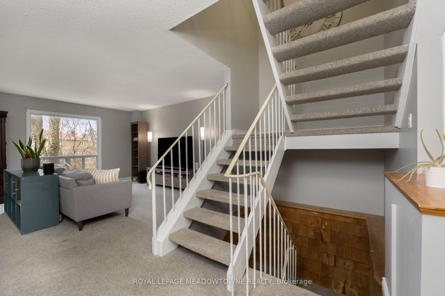 26 Monterey Ave, House other with 4 bedrooms, 2 bathrooms and 3 parking in Brampton ON | Image 12