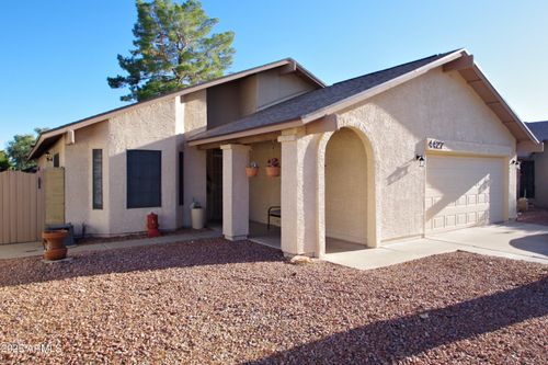 4427 W Kimberly Way, Glendale, AZ, 85308-4402 | Card Image