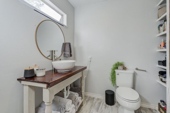 58 E Lakeshore Dr, House other with 5 bedrooms, 4 bathrooms and null parking in Ransom Canyon TX | Image 32