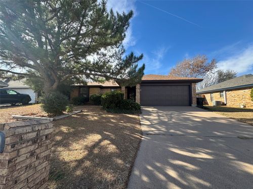 5226 Long Shadows Lane, Abilene, TX, 79606 | Card Image