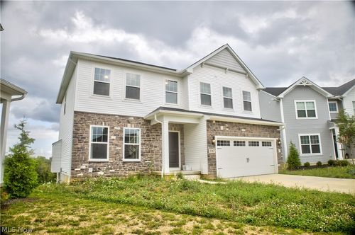 3367 Ponderosa Trl, Green, OH, 44685-8177 | Card Image