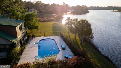 229 Owl Head Trl, Hazlehurst, GA, 31539-8073 | Card Image