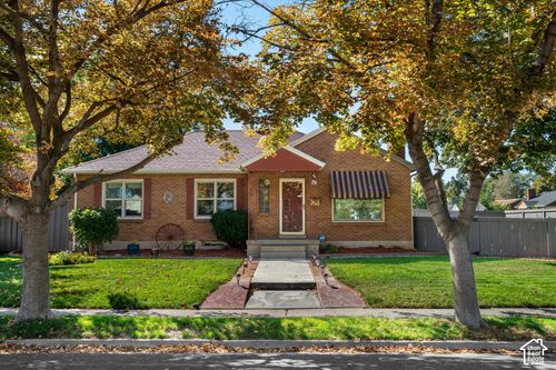 121 Garden View Dr, Midvale, UT, 84047-7434 | Card Image