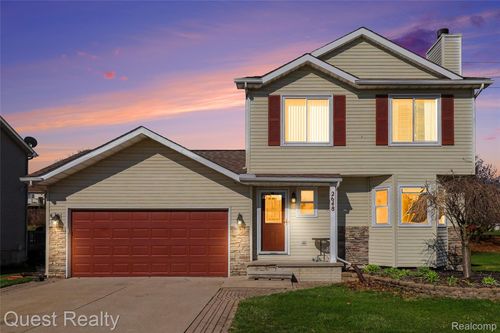 2648 Bonita Dr, Waterford, MI, 48329-4822 | Card Image