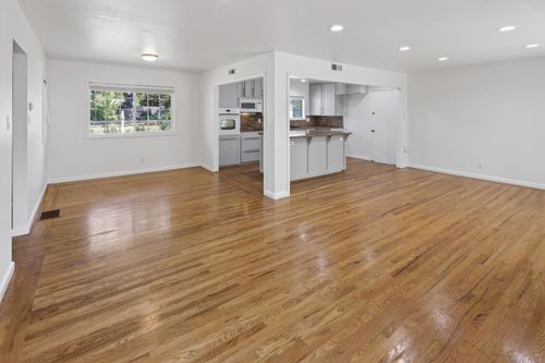 6512 Northbrook Way, Fair Oaks, CA, 95628-3038 | Card Image