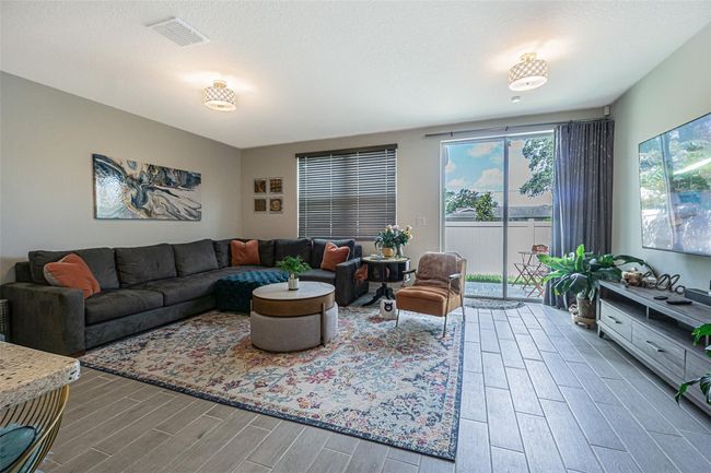 2714 Chestnut Creek Pl, Townhouse with 3 bedrooms, 3 bathrooms and null parking in BRANDON FL | Image 6