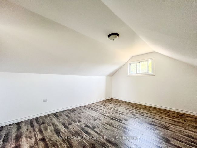 116 Sterling St, House other with 3 bedrooms, 1 bathrooms and 2 parking in London ON | Image 22
