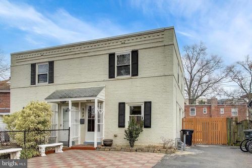 903 S Irving St, ARLINGTON, VA, 22204-2427 | Card Image