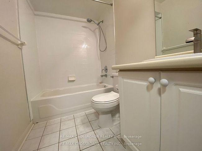 175 - 83 Mondeo Dr, Condo with 2 bedrooms, 3 bathrooms and 1 parking in Scarborough ON | Image 18