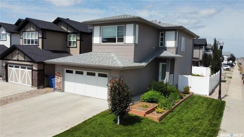 3755 Gee Crescent, Regina, SK, S4V3P1 | Card Image