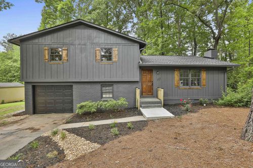 157 Hyde Cir, Newnan, GA, 30263-4609 | Card Image