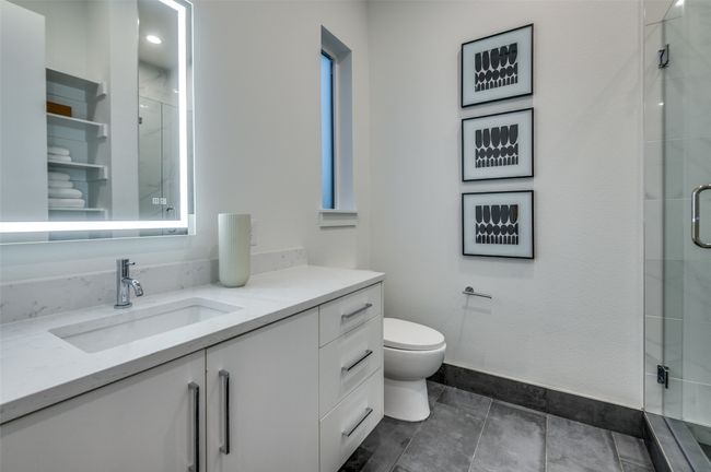 14911 Reserve Circle, Townhouse with 3 bedrooms, 4 bathrooms and null parking in Addison TX | Image 22