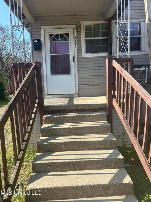 2501-2501 Woodlawn St, Jackson, MS, 39213-7551 | Card Image