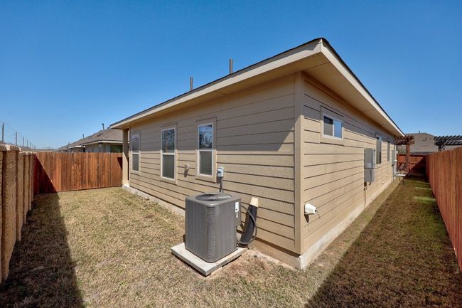 6201 Principale Dr, House other with 3 bedrooms, 2 bathrooms and 4 parking in Pflugerville TX | Image 26