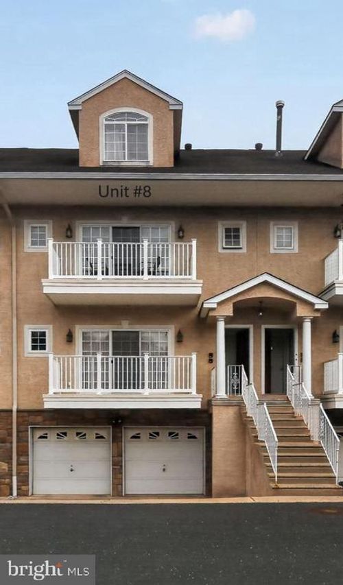 8-290 Byberry Rd, PHILADELPHIA, PA, 19116-4028 | Card Image