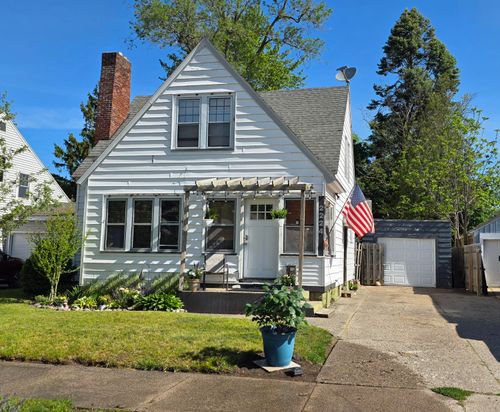 2224 Morton Ave, Muskegon, MI, 49441-1350 | Card Image