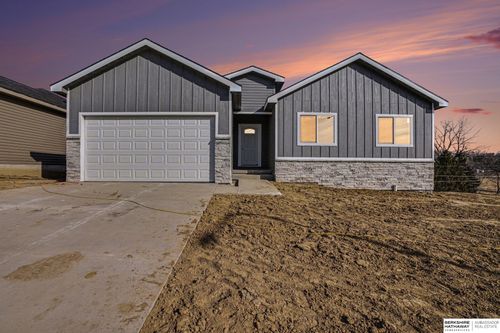 7706 S 33rd Ave, Bellevue, NE, 68147-1310 | Card Image