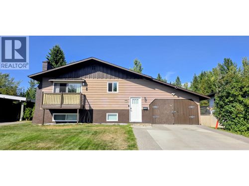 2852 Alexander Cres, Prince George, BC, V2N1J7 | Card Image