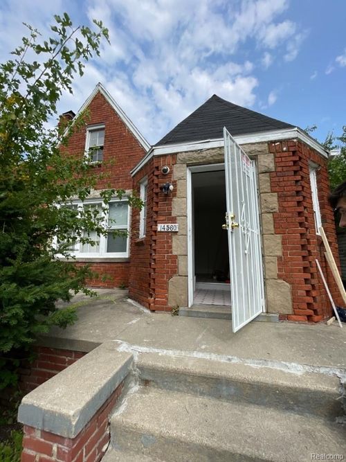 14560 Santa Rosa Dr, Detroit, MI, 48238-2051 | Card Image