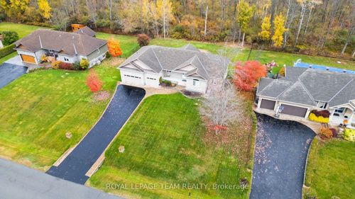 6703 Pebble Trail Way, Greely - Metcalfe - Osgoode - Vernon and Area, ON, K4P0B7 | Card Image
