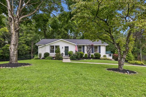 5915 Kinsdale Dr, Nashville, TN, 37211-6806 | Card Image