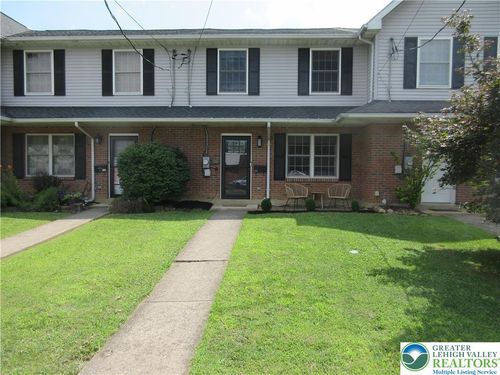 753 Front St, HELLERTOWN, PA, 18055-1504 | Card Image