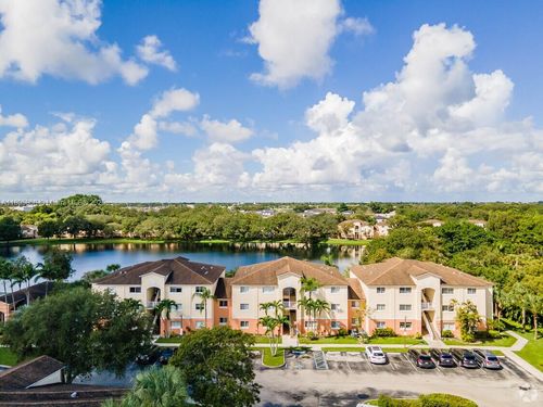 apt-503-3650 N 56th Ave, Hollywood, FL, 33021-2267 | Card Image