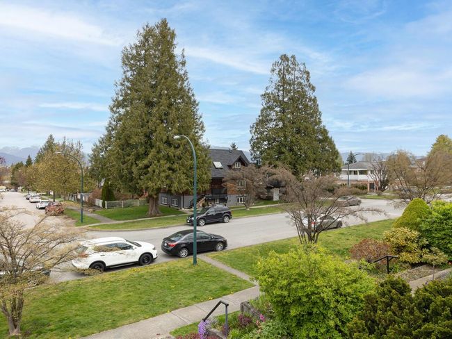 2854 Charles Street, House other with 5 bedrooms, 2 bathrooms and 1 parking in Vancouver BC | Image 7