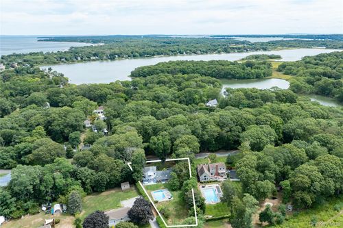 610 Richmond Rd, Southold, NY, 11971-2634 | Card Image