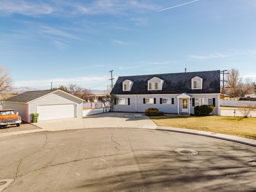 184 Indian Springs Ct, Battle Mountain, NV, 89820-2154 | Card Image