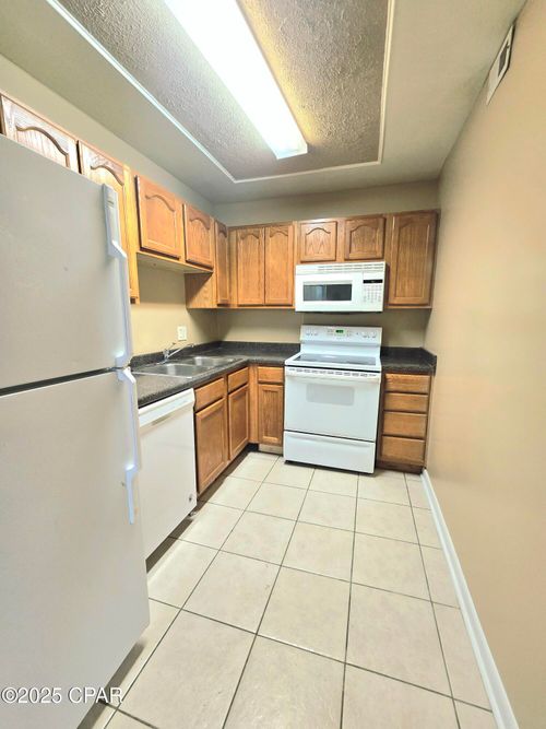 apt-64-1301 Beck Ave, Panama City, FL, 32401-1371 | Card Image