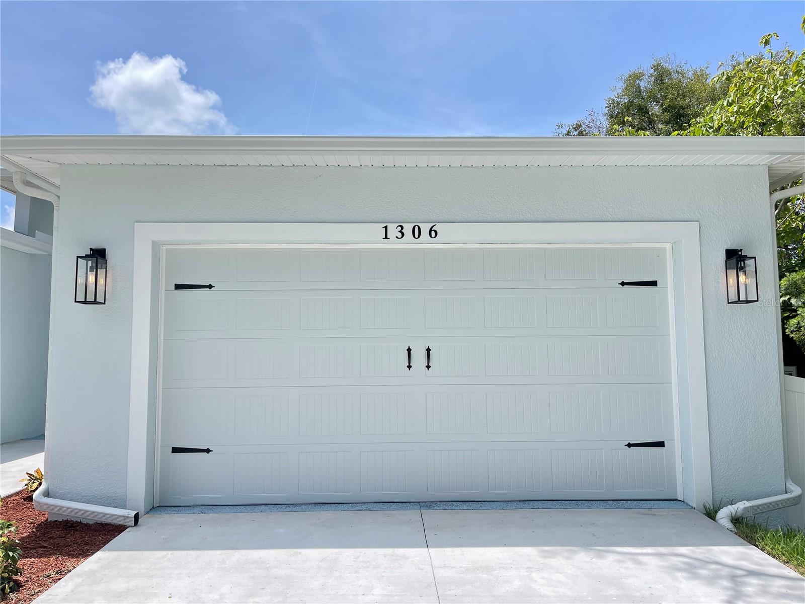 Lemon St, Tarpon Springs, FL 34689