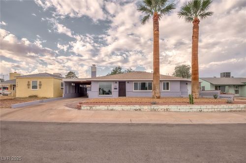 572 Federal St, Henderson, NV, 89015-7419 | Card Image