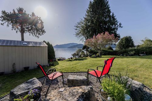 1162 Point Rd, Gibsons, BC, V0N1V1 | Card Image