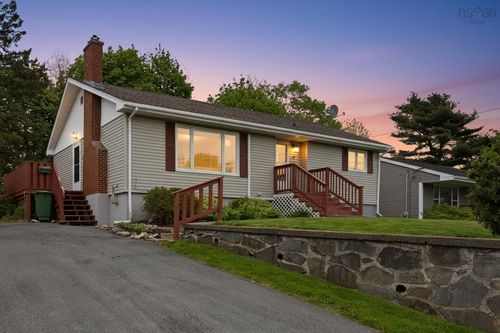 13 Belle Vista Drive, Dartmouth, NS, B2W2X1 | Card Image