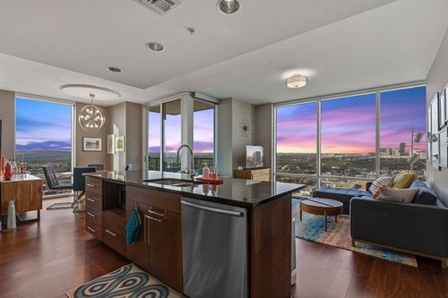 apt-2805-300 Bowie St, Austin, TX, 78703-4674 | Card Image