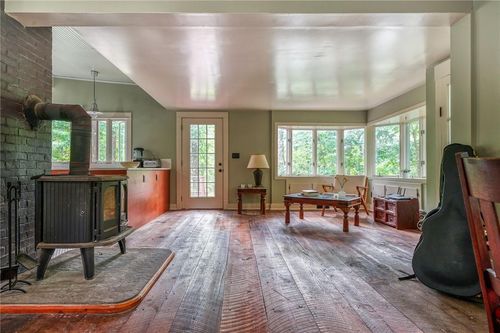 617 Wittenberg Rd, Mount Tremper, NY, 12457-5105 | Card Image