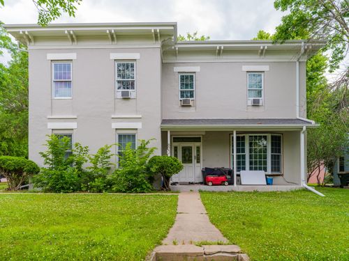 820 S Minnesota Ave, Saint Peter, MN, 56082-2134 | Card Image