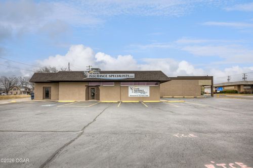 204 E 7th Street, Joplin, MO, 64801 | Card Image