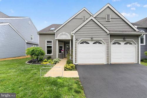 15 Killdeer Ln, DOWNINGTOWN, PA, 19335-1892 | Card Image
