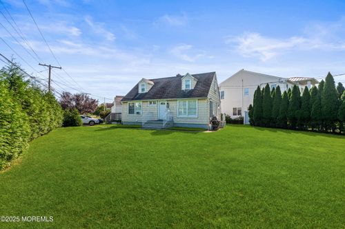 869 Norwood Ave, Elberon, NJ, 07740-4546 | Card Image