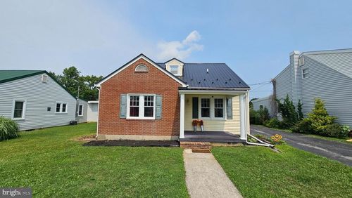 1137 Stanley Ave, CHAMBERSBURG, PA, 17201-2843 | Card Image