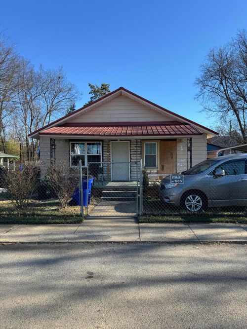 380 4th St Ne, Cleveland, TN, 37311-5371 | Card Image