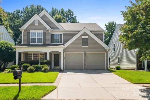 18916 Harbor Cove Ln, Cornelius, NC, 28031-5538 | Card Image