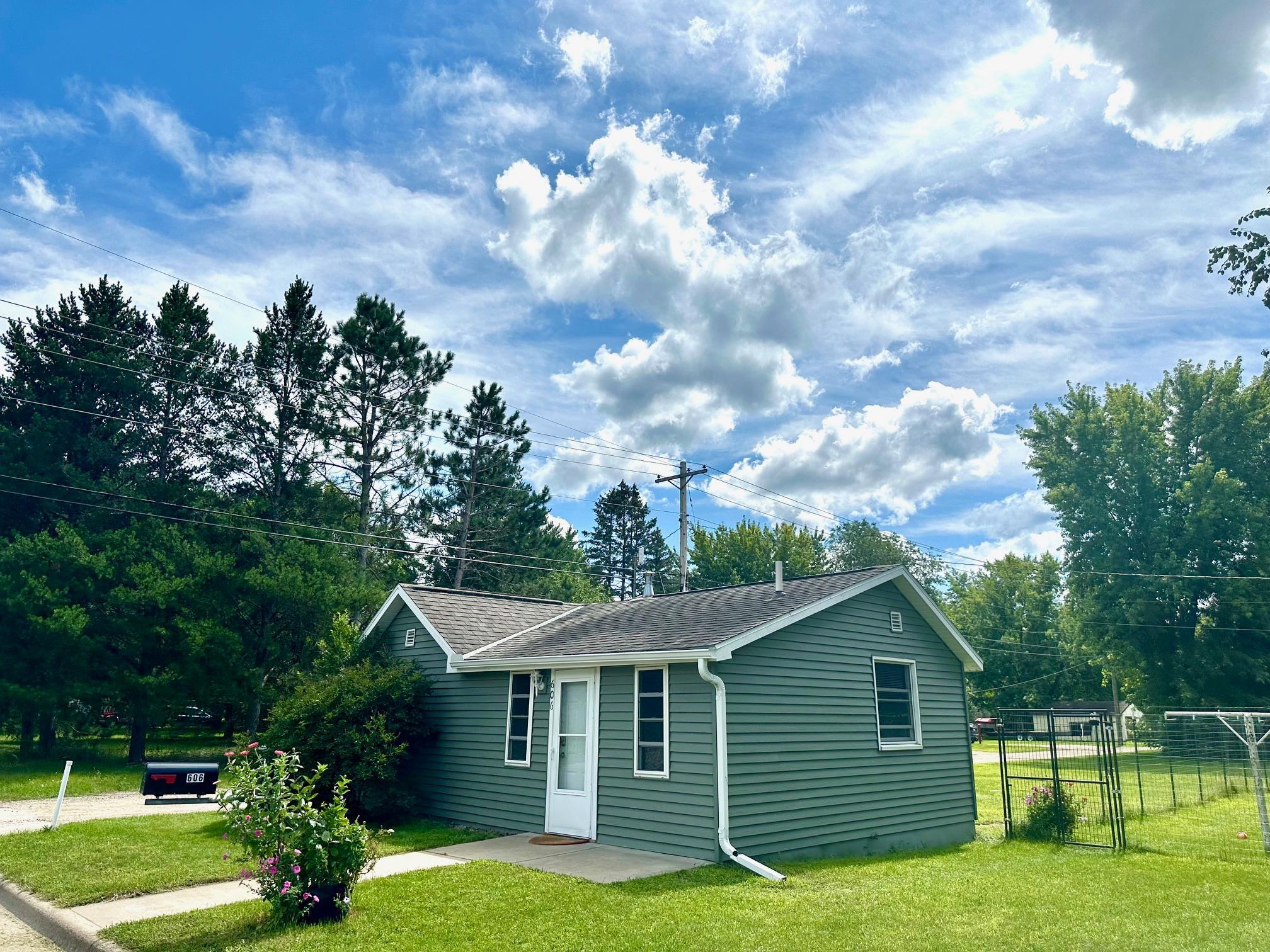 7th Ave, Little Falls, MN 56345