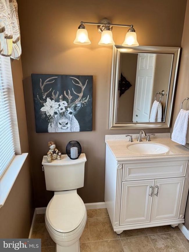 59 Sapphire Ln, Townhouse with 3 bedrooms, 3 bathrooms and null parking in Franklin Park NJ | Image 4