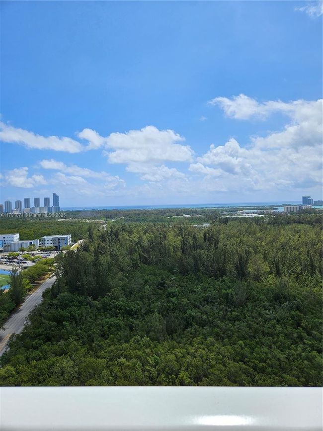 APT-2202 - 15051 Royal Oaks Ln, Condo with 2 bedrooms, 3 bathrooms and null parking in North Miami FL | Image 23