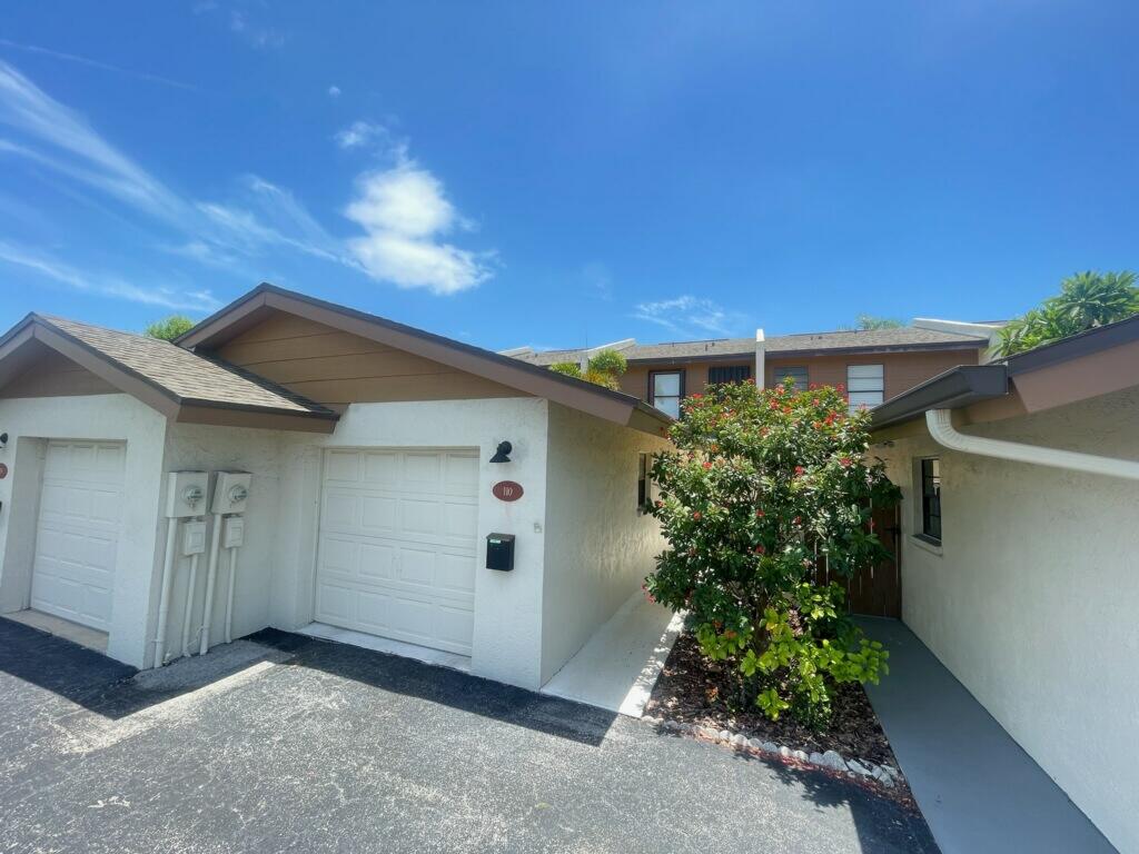 Kristi Dr, Indian Harbour Beach, FL 32937