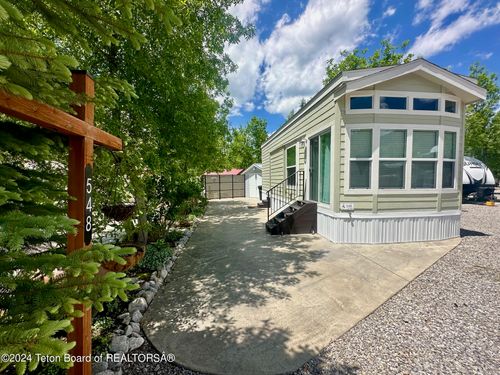 548 Oxbow Dr, Thayne, WY, 83127 | Card Image