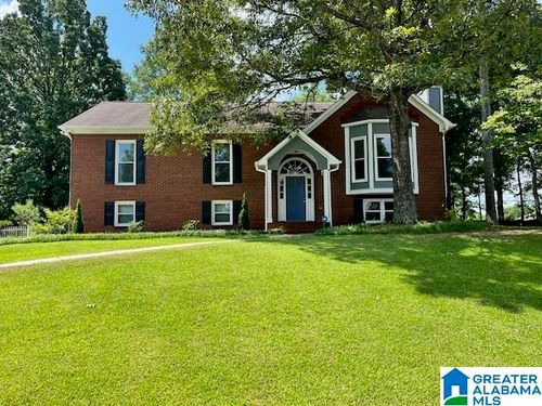 131 Kentwood Trl, ALABASTER, AL, 35007-5221 | Card Image